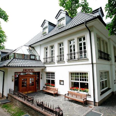 Hotel "Schloss Friedestrom" Dormagen Extérieur photo